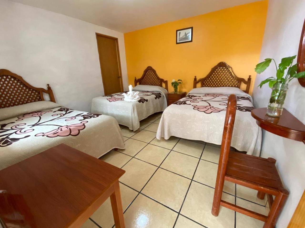 Hotel Posada Camelinas Patzcuaro Luaran gambar