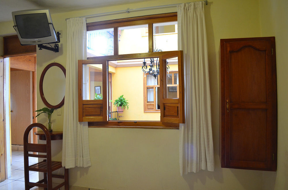Hotel Posada Camelinas Patzcuaro Luaran gambar