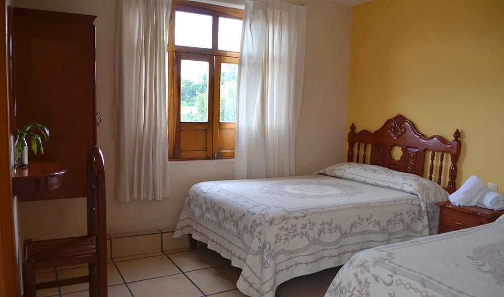 Hotel Posada Camelinas Patzcuaro Luaran gambar