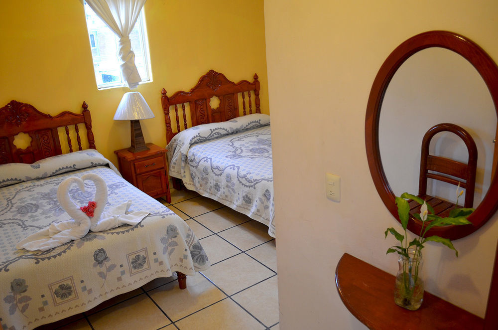 Hotel Posada Camelinas Patzcuaro Luaran gambar