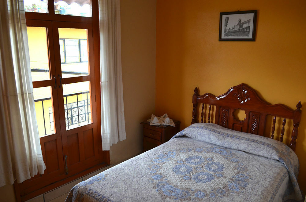 Hotel Posada Camelinas Patzcuaro Luaran gambar